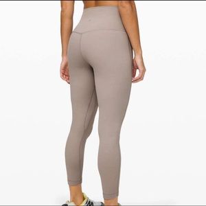 LULULEMON SIZE 4 ALIGN LEGGINGS